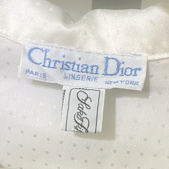 Vintage Christian Dior white satin collared long sleeve button up pajama PJ top - Picture 8 of 13